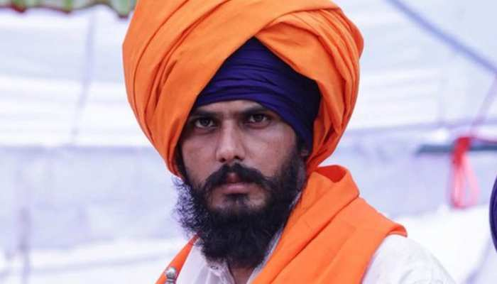 खालिस्तानी नेता अमृतपाल सिंह के करीबियों पर पुलिस का शिकंजा, पंजाब में अलर्ट